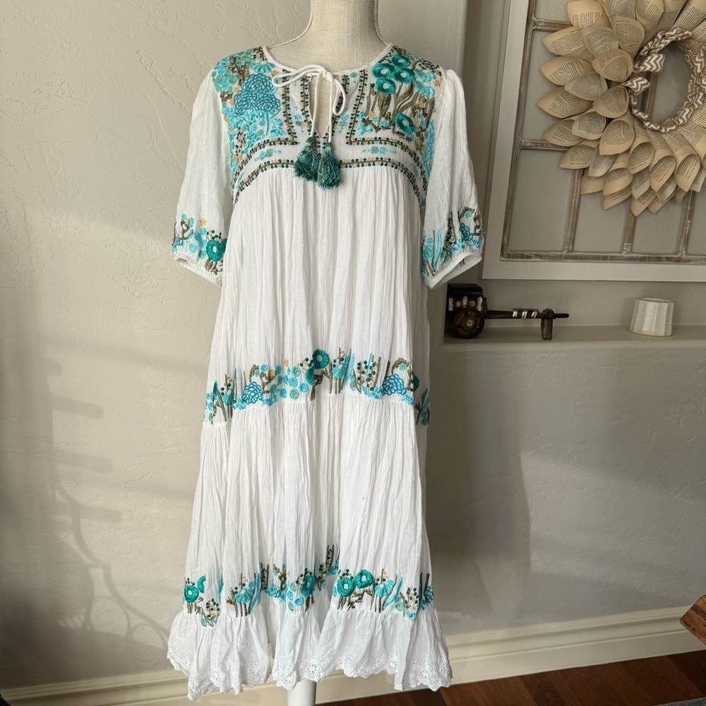 Talani Womens‎ White & Blue Boho floral Embroidered Midi Summer Dress Size Small
